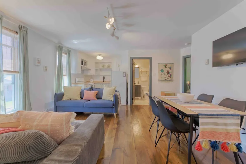 Quaint & Cozy Getaway - Image 1