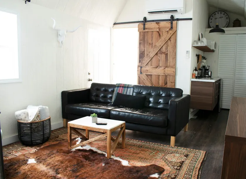 ★ Cabin style Oasis in the city★10 mins - Downtown - Image 1