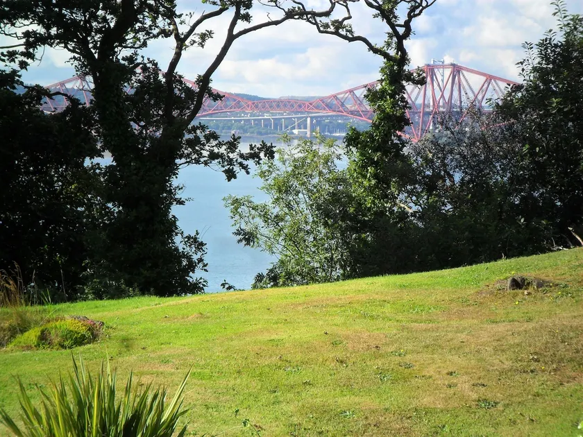 Marion's luxury apt(near edinburgh) - Image 1