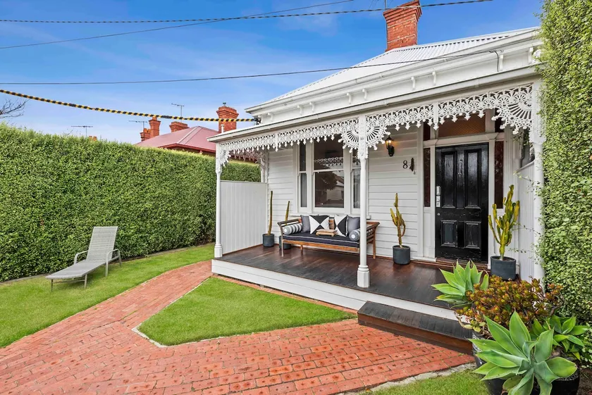The White House in Geelong - Image 1