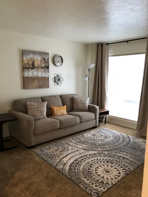 1 Bdrm Apt- cute and cozy - Image 1