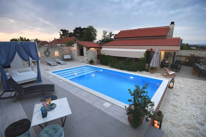 Villa ANTONA - Image 1