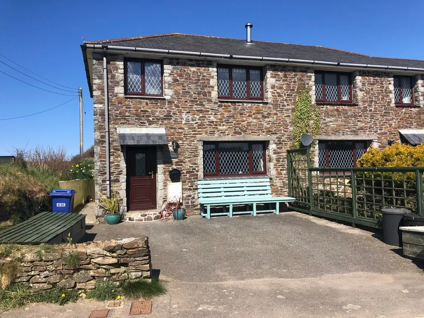 Willow Cottage- Boscastle, Perfect for 2 or 4! - Image 1