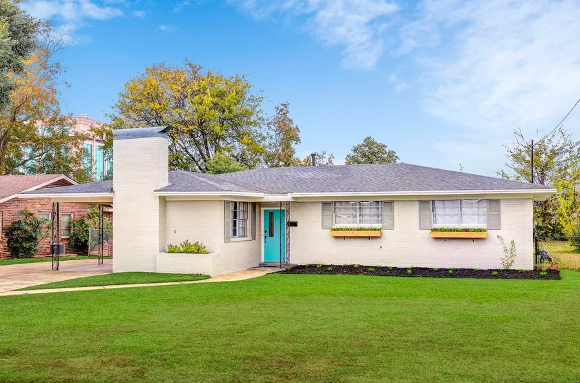 🌟5 Bed Downtown House🌟 - Image 1