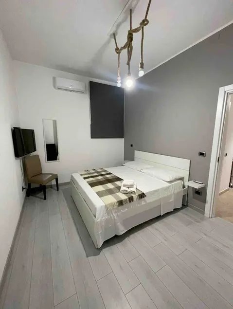 Home Serpico - Image 1