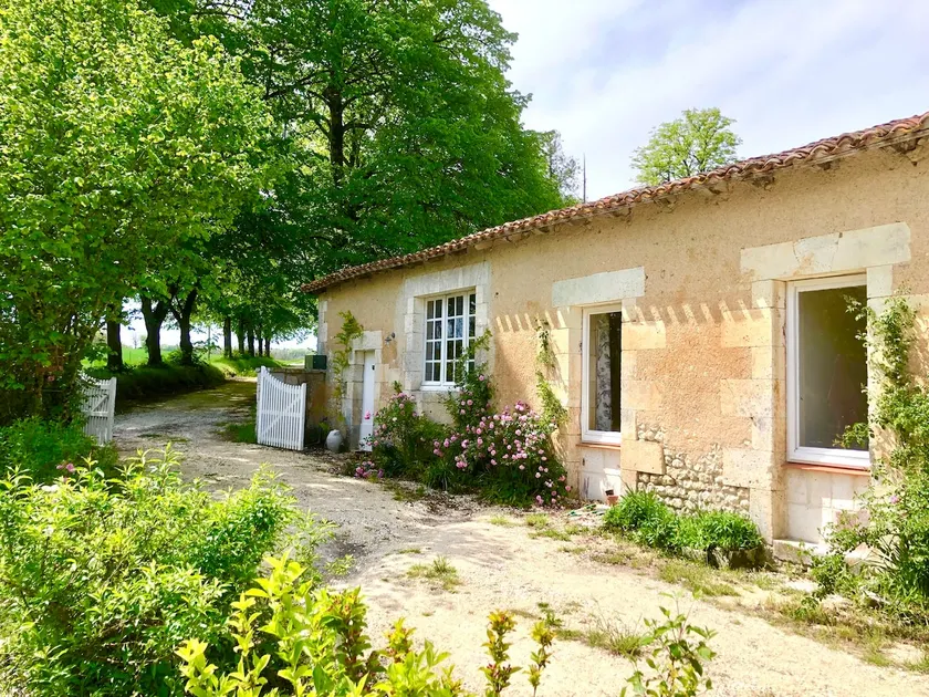 As seen on A New Life in The Sun - Beautiful 3 bedroom cottage with shared pool - Image 1