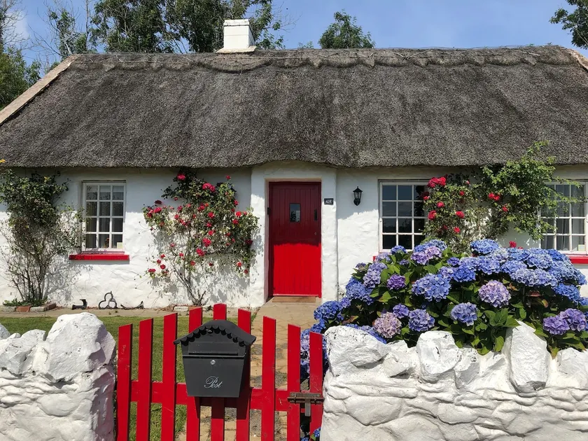Clannad Cottage - Image 1