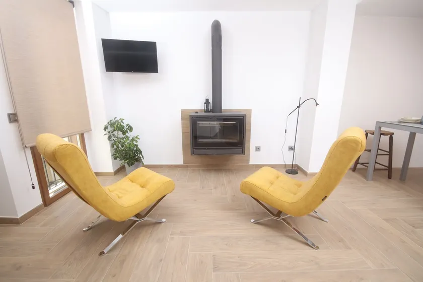 Gori Suites Cor - Image 1