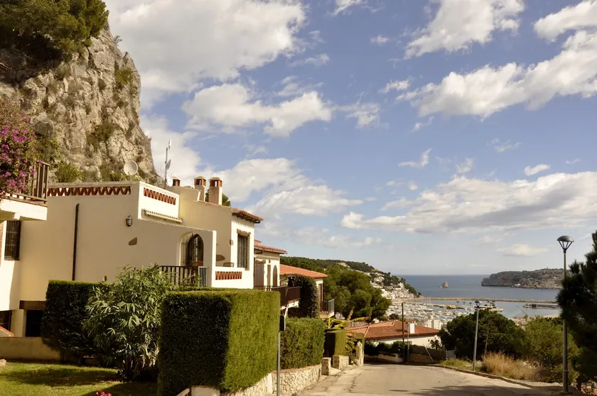 Casa Amandina - Seaview House with Shared Pool and Tennis Court - Image 1