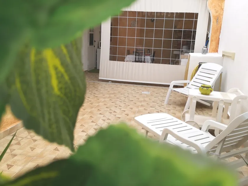 Laura's house - Image 1