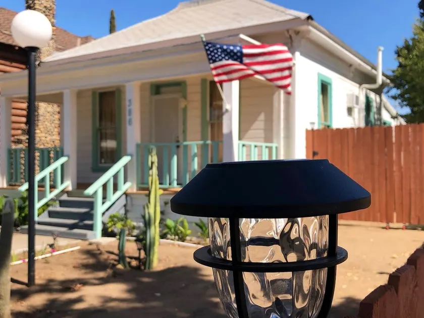 Cute Home in Downtown Fresno - Image 1