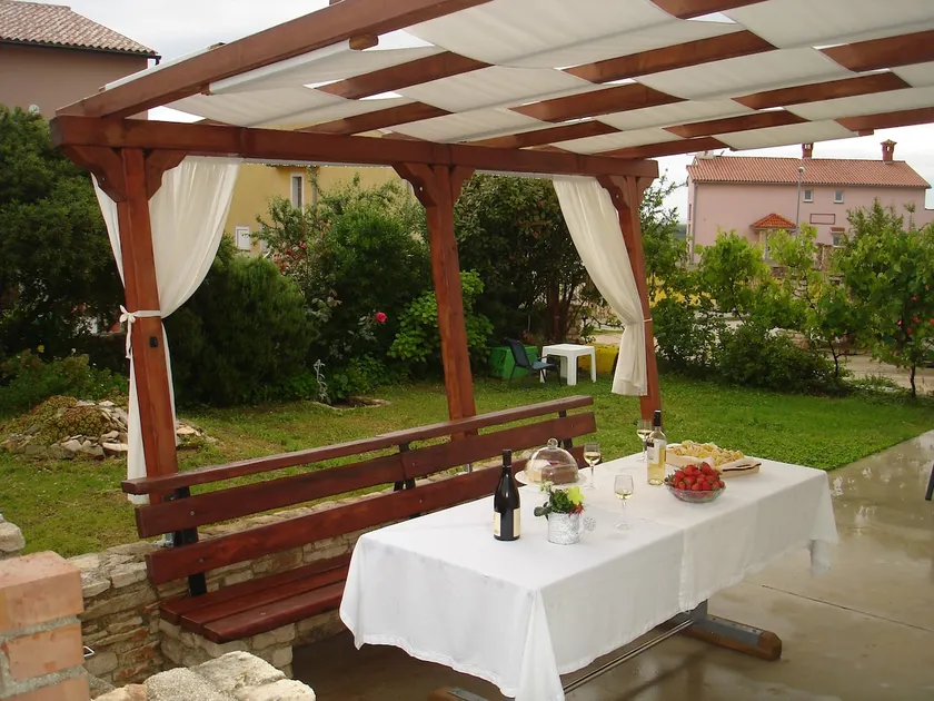 Appartment Lanterna - garden and separate entrance - Image 1