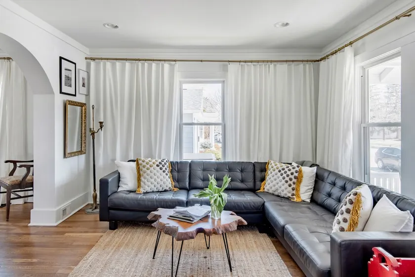 Available due to last minute cancellation! - Image 1