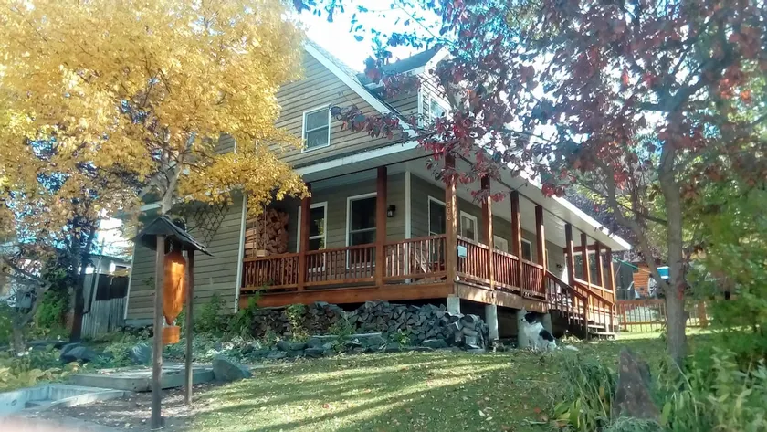 The Hummingbird Suite, Field, BC. - Image 1