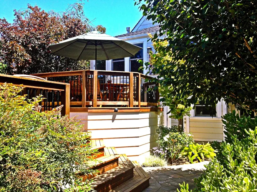 Home away from home in beautiful Burlingame! - Image 1