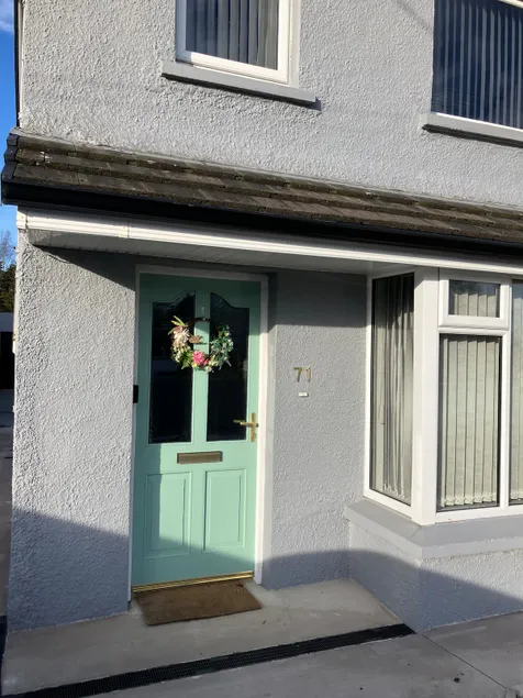 Fully furnished townhouse Maghera 71 Glen Rd - Image 1