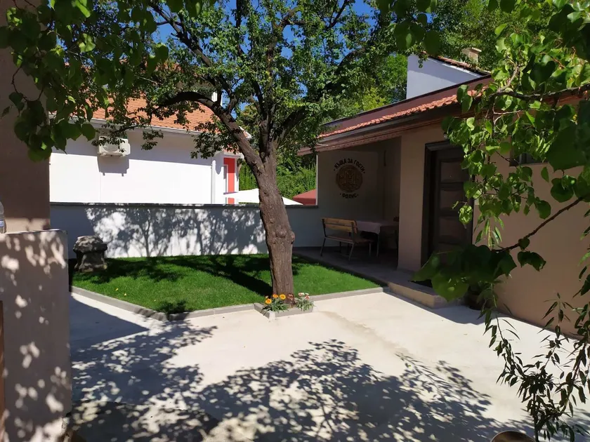 House ”Folis” - offers you coziness, comfort and attention - Image 1