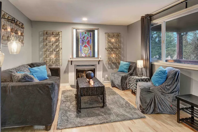 Beautiful Themed 1 or 2 bedroom Home with AC - Image 1