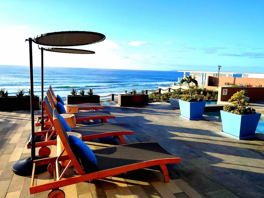front beach lux apt 2br w/ac/parking/elevator/pool - Image 1
