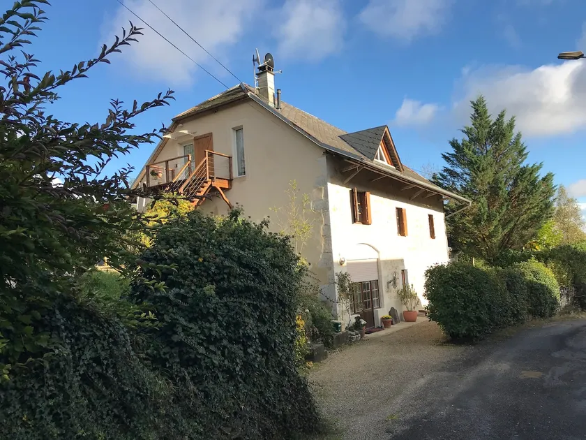 Large Apartment (80 m2) between lakes and mountains - Image 1