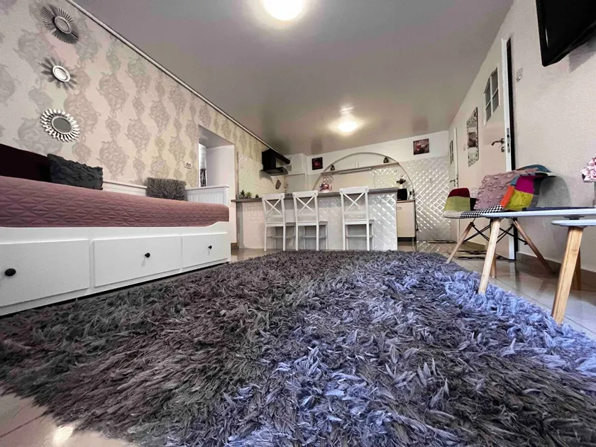 Courtyard apartment in the old center of Sibiu - Image 1
