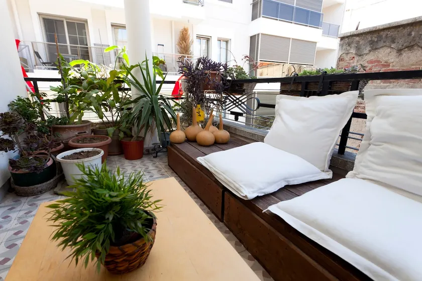 Comfortable, simple and central - Image 1