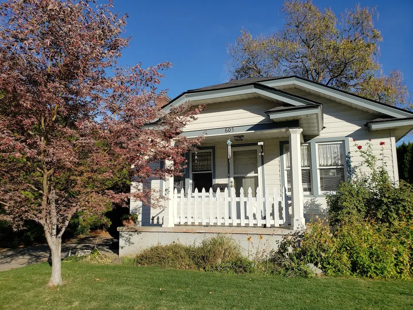 Cozy, 1BR Bungalow Close to VMM Hosp & College - Image 1