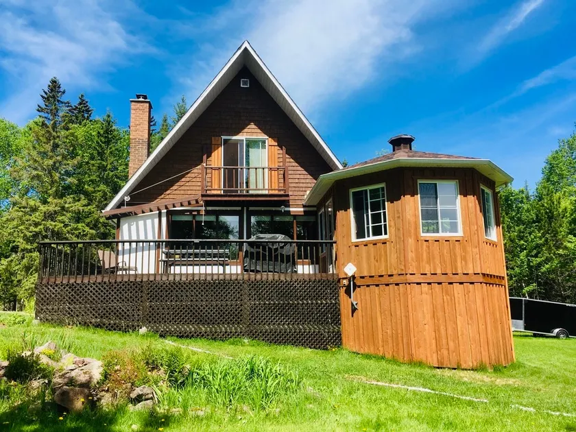 Chalet Racine - Lake Taureau - Saint-Michel-des-Saints - Image 1