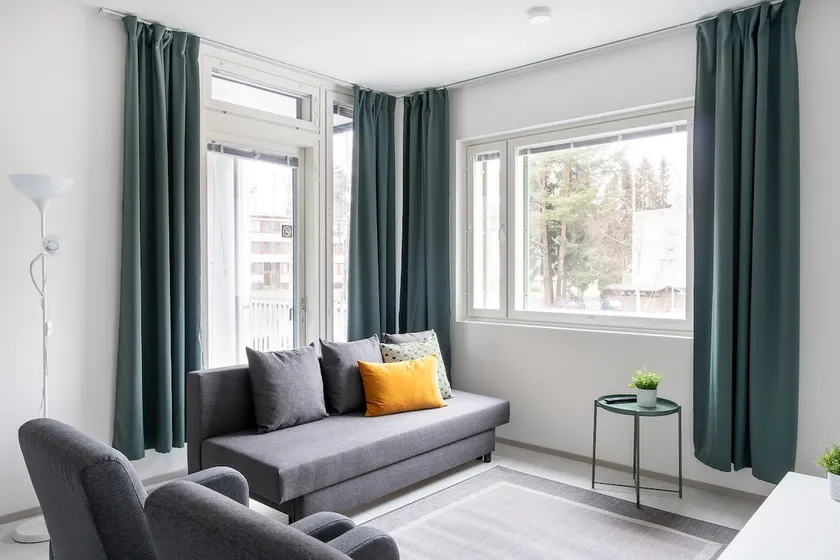 Family apartment, 2 bedrooms, balcony and parking - Image 1