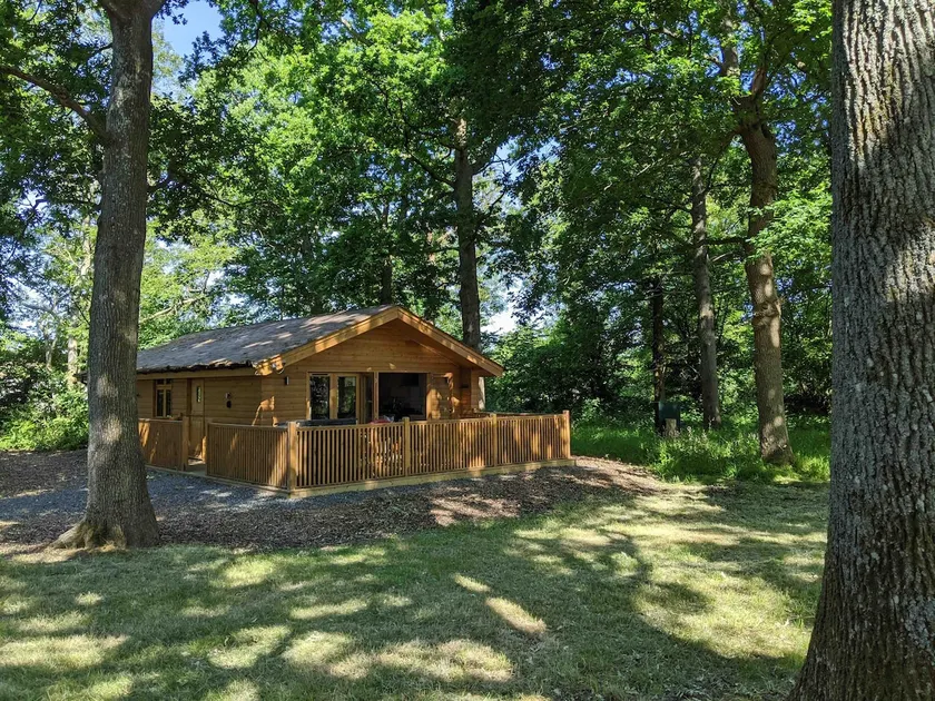 Acorn Lodge in West Sussex, close to Brighton - Image 1