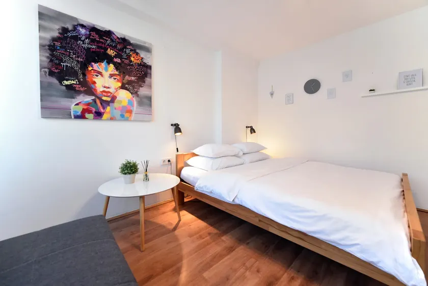Vla Vla Apartments - Central Zagreb with Parking - Image 1