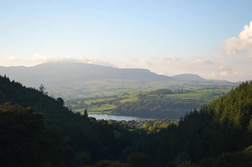 Barn conversion with stunning views over Bala lake - Image 1