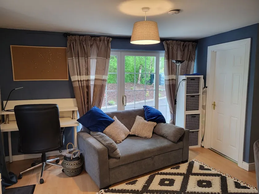 Foxes Rest - Image 1