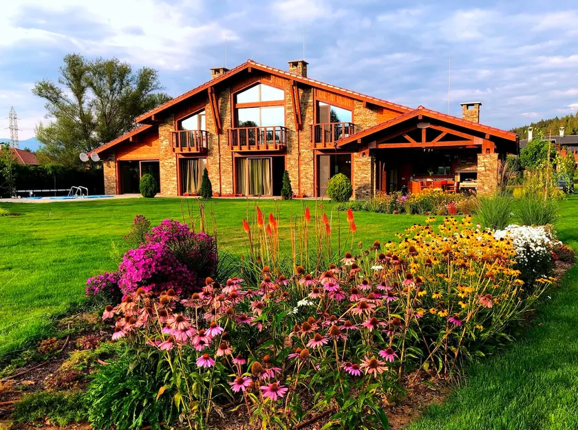 Luxury Chalet & Spa Tia Maria with Private SPA - Image 1
