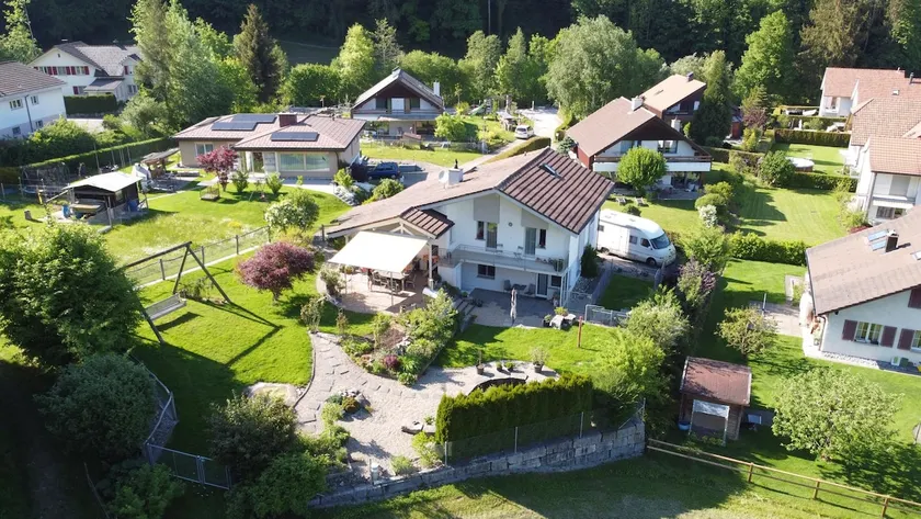 2 1/2 room apartment in the idyll of nature - Image 1