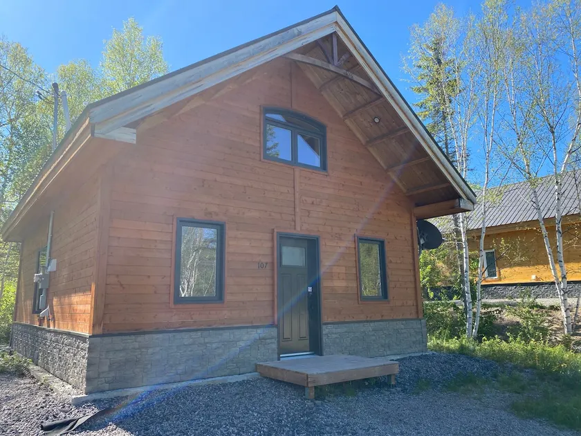 Chalet LT of Anse-St-Jean - Image 1