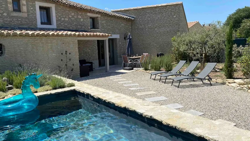 Le Gravelier village farmhouse ”Le Rigaou” Gordes - Image 1