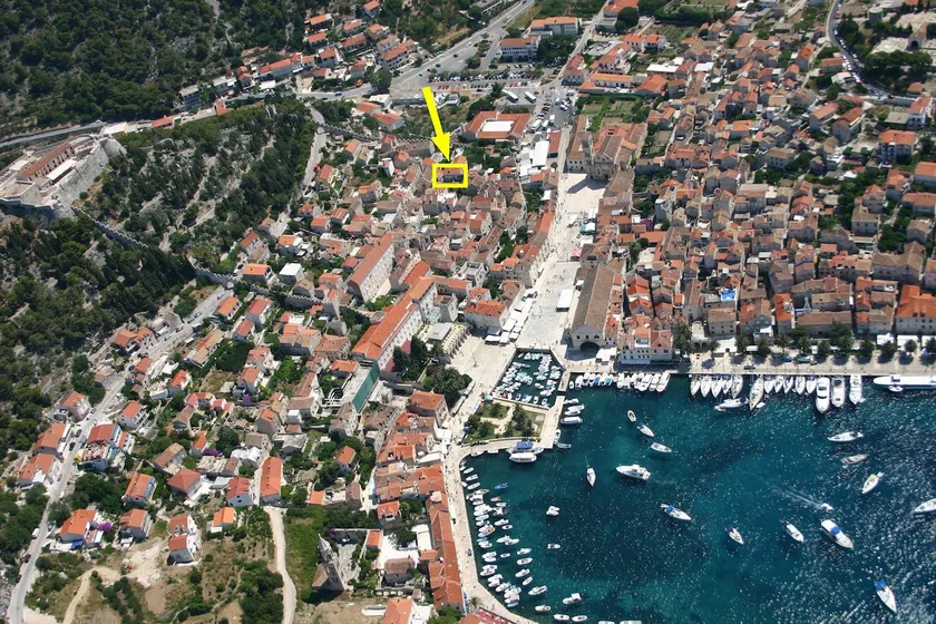 LUXOR Hvar - Main Square Apartments - Image 1