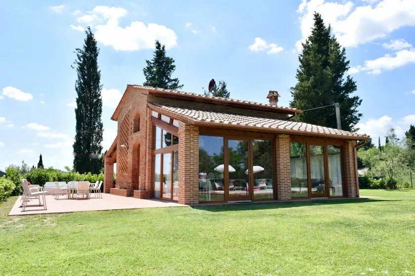 Lovely House in a Scenic Paiceful Location - Image 1