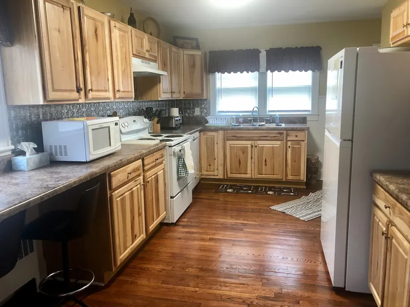 Greenbrier River Country Retreat - Image 1