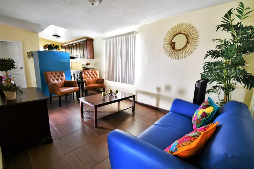 Lucy's apartment - Image 1