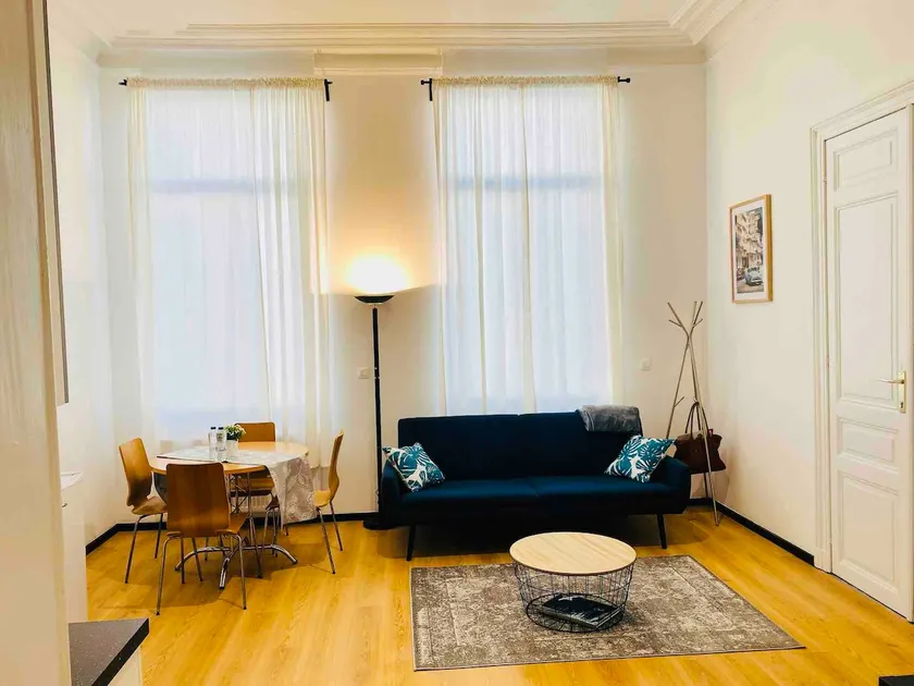 Bright & quiet studio in Brussels – Uccle area - Image 1