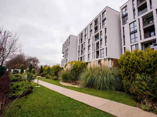 Apartment in Burgas+free personal parking space - Image 1
