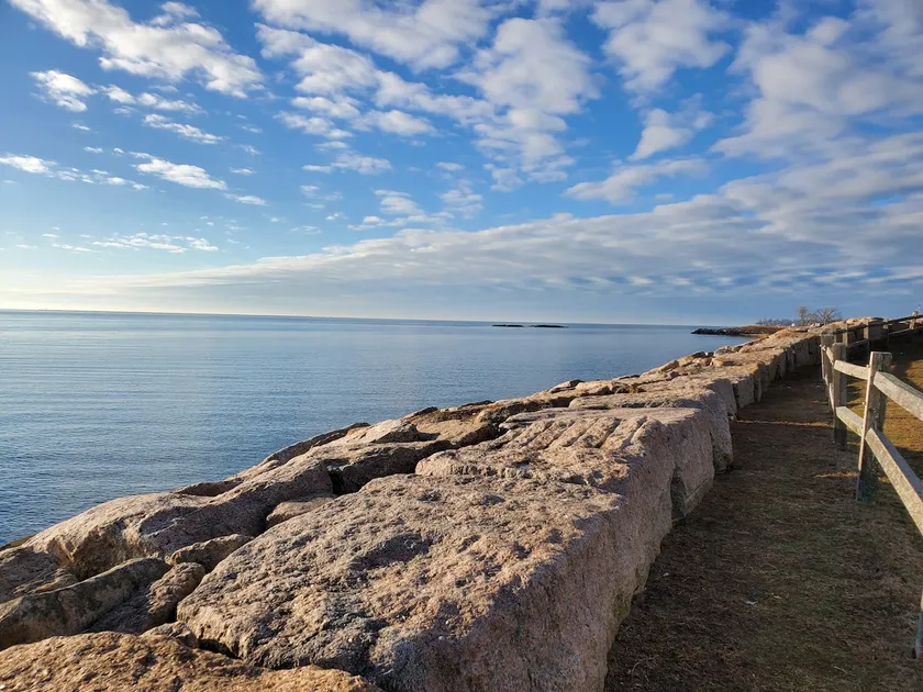 Casual Coastal Escape - Image 1