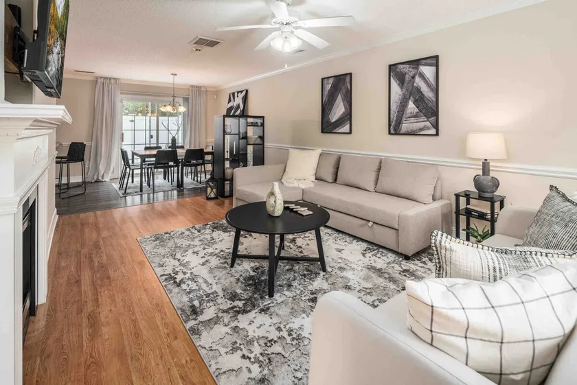 The Lounge - Private patio w/ space to relax - Image 1