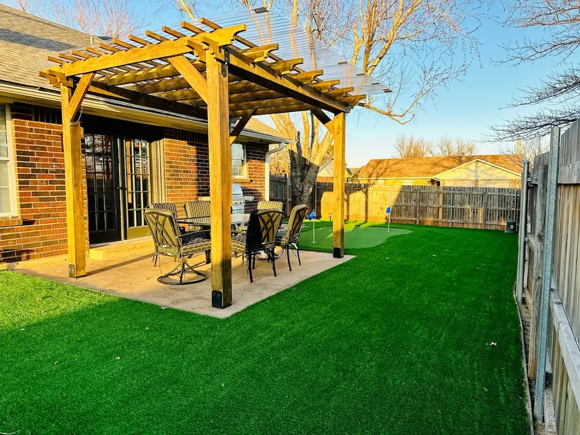 Fun luxury in town with every amenity! - Image 1