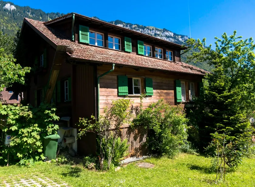 Swiss Chalet ”Hohliebi” near Interlaken - Image 1