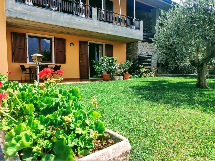 Appartamento Belvedere Navene - Image 1