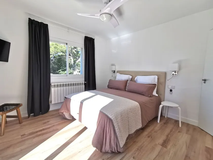 Stunning and family Villa in Playa De Palma area - Image 1