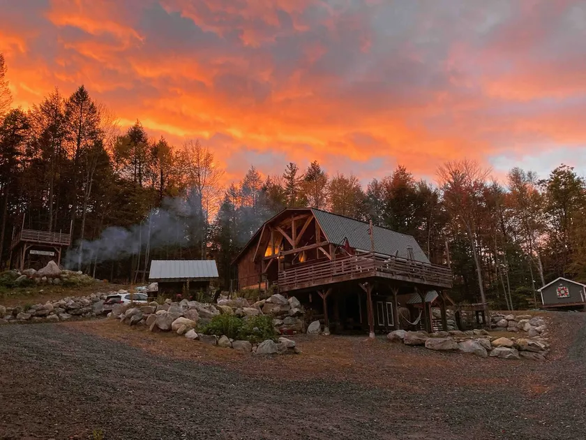 The Overlook VT by Stratton Mountain : New Listing - Image 1